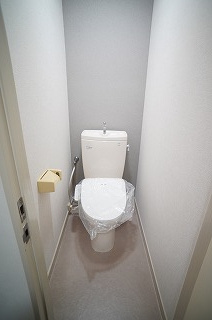 【トイレ】 | メゾン笹目 | 多機能付便座（新品）
