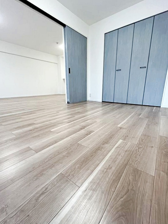 ベルパーク湘南茅ヶ崎E館の洋室