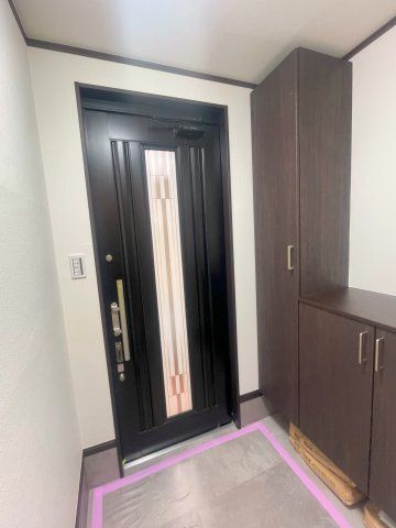 川崎市多摩区堰三丁目戸建の玄関