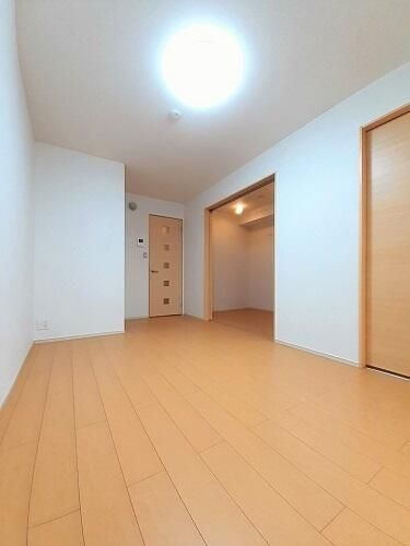 レフィナードソメイＢ棟の居間・リビング