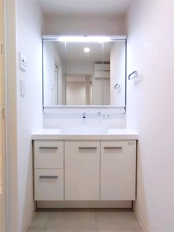 エクセル柿生の独立洗面台