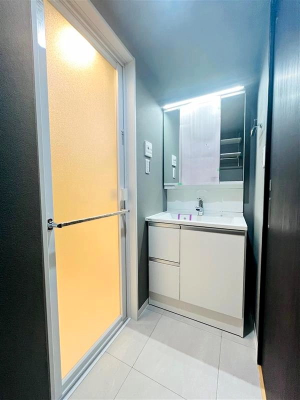 ナイスサンソレイユ横濱鶴ヶ峰の洗面所