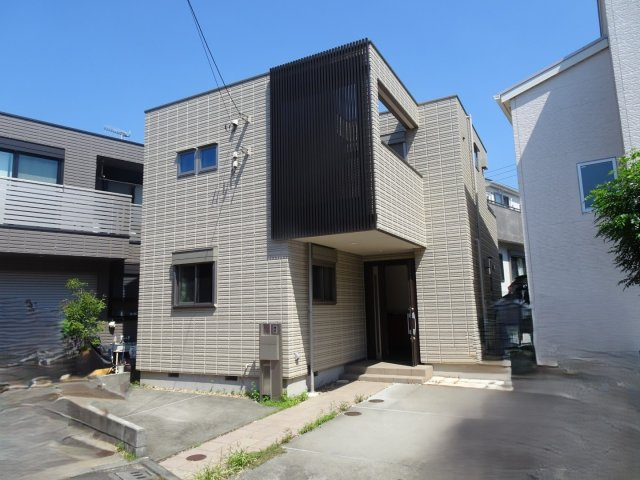 茅ヶ崎市菱沼一丁目戸建の外観