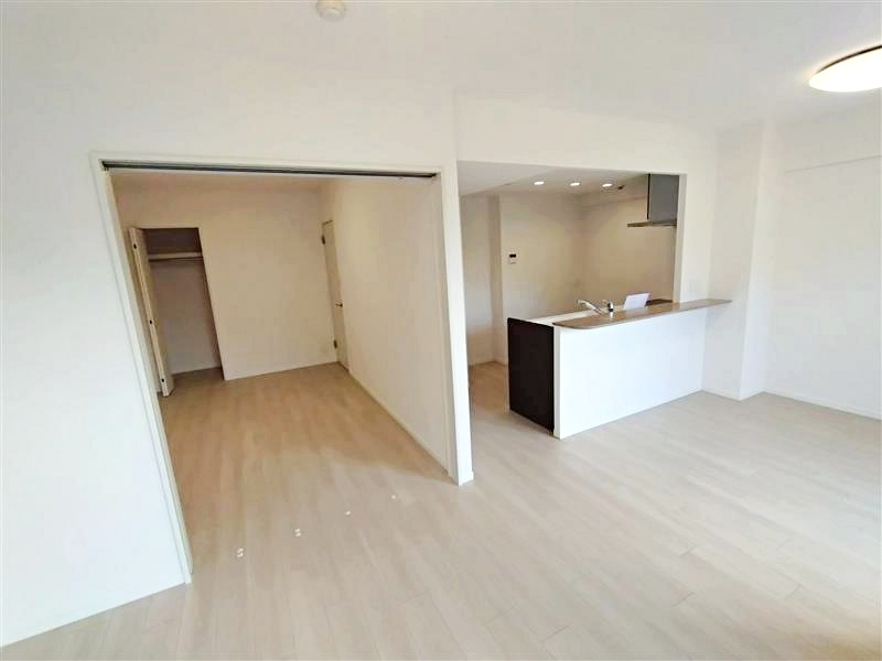 ハイホーム鷺沼東の居間・リビング