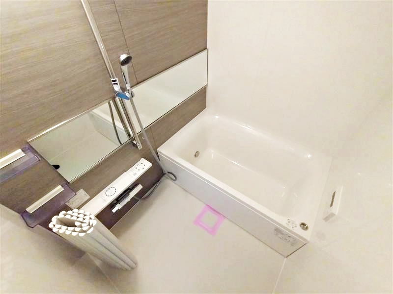ハイホーム鷺沼東の浴室