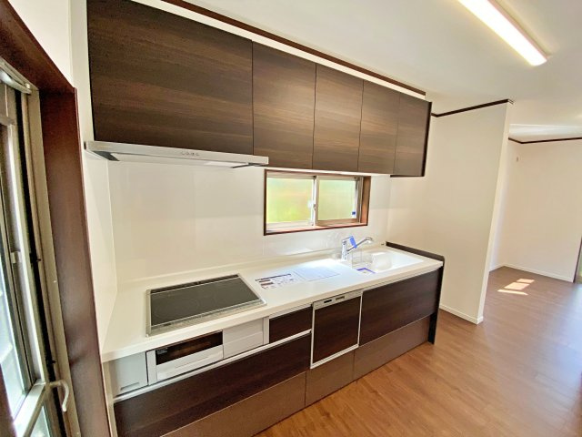 綾瀬市綾西四丁目戸建のキッチン