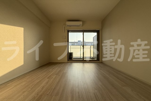 ファーストフィオーレ長田グランディールの内装|明るい色調の室内です