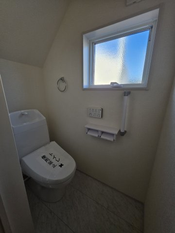 リーブルガーデン．S　寄居露梨子　のトイレ|５号棟現地トイレ（2025年11月28日）撮影