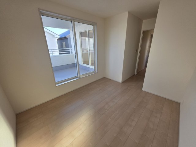 【洋室】 | リーブルガーデン．S　寄居露梨子　 | ５号棟現地２F洋室（2025年11月28日）撮影