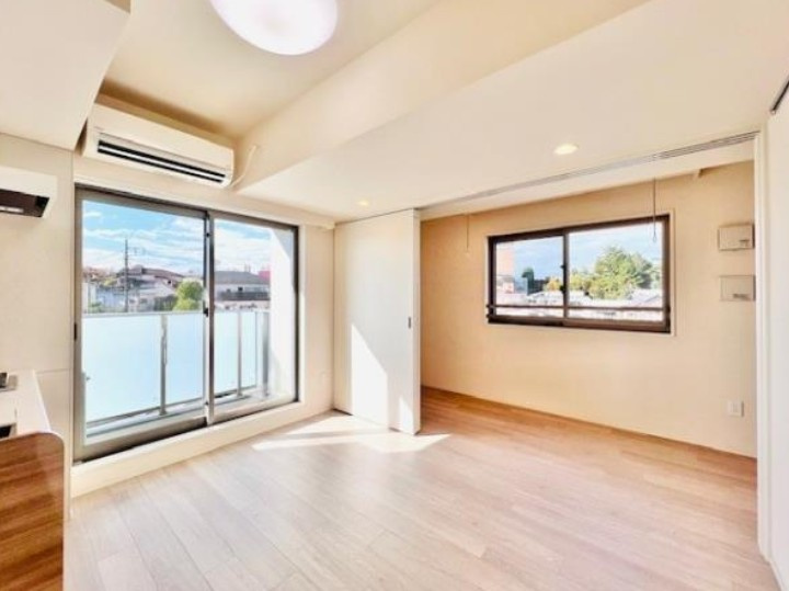 【居間・リビング】