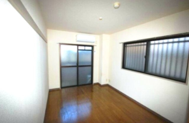 メゾンリュートの洋室