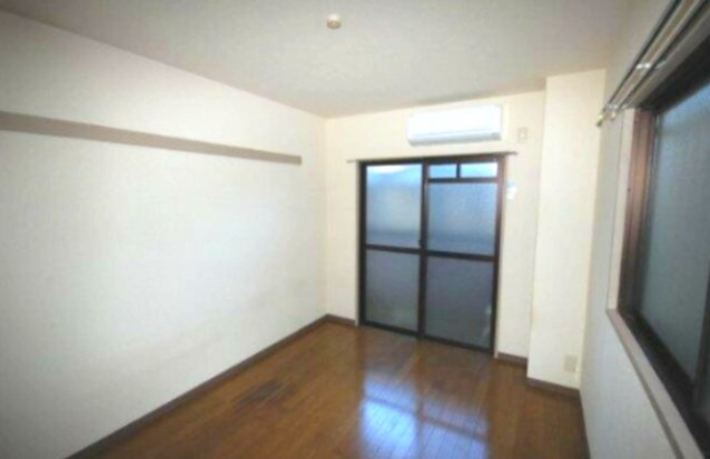 メゾンリュートの洋室