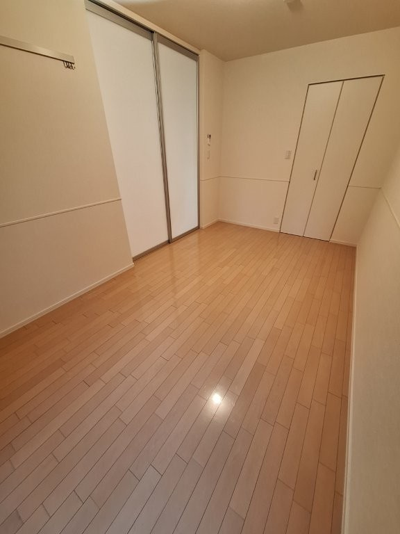 シトラス ヒルの寝室|★広々とした洋室★