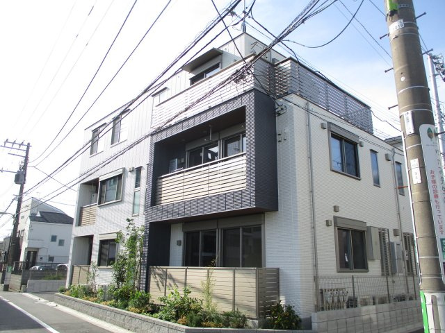 Ｇｒａｎａｔ　Ｈｅｉｍの外観