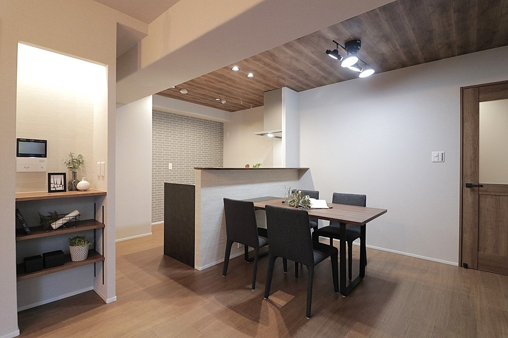 「神戸市東灘区マンション」グラン・フェルティ本山の居間・リビング|おしゃれなリビングです