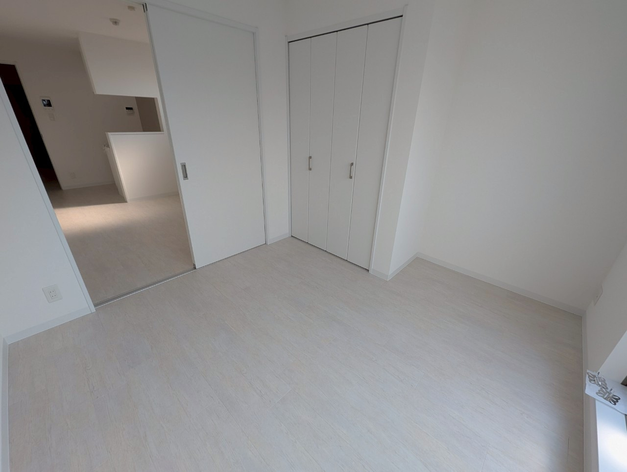 ART　HILL　TOYONAKA　OKAMACHIの寝室