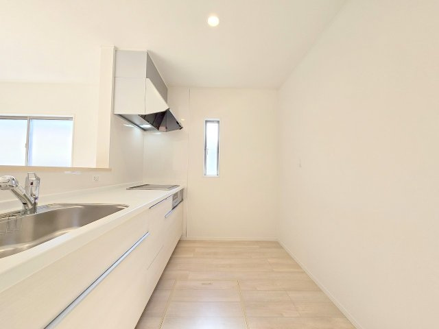 西多摩郡瑞穂町長岡4丁目　全1棟のキッチン