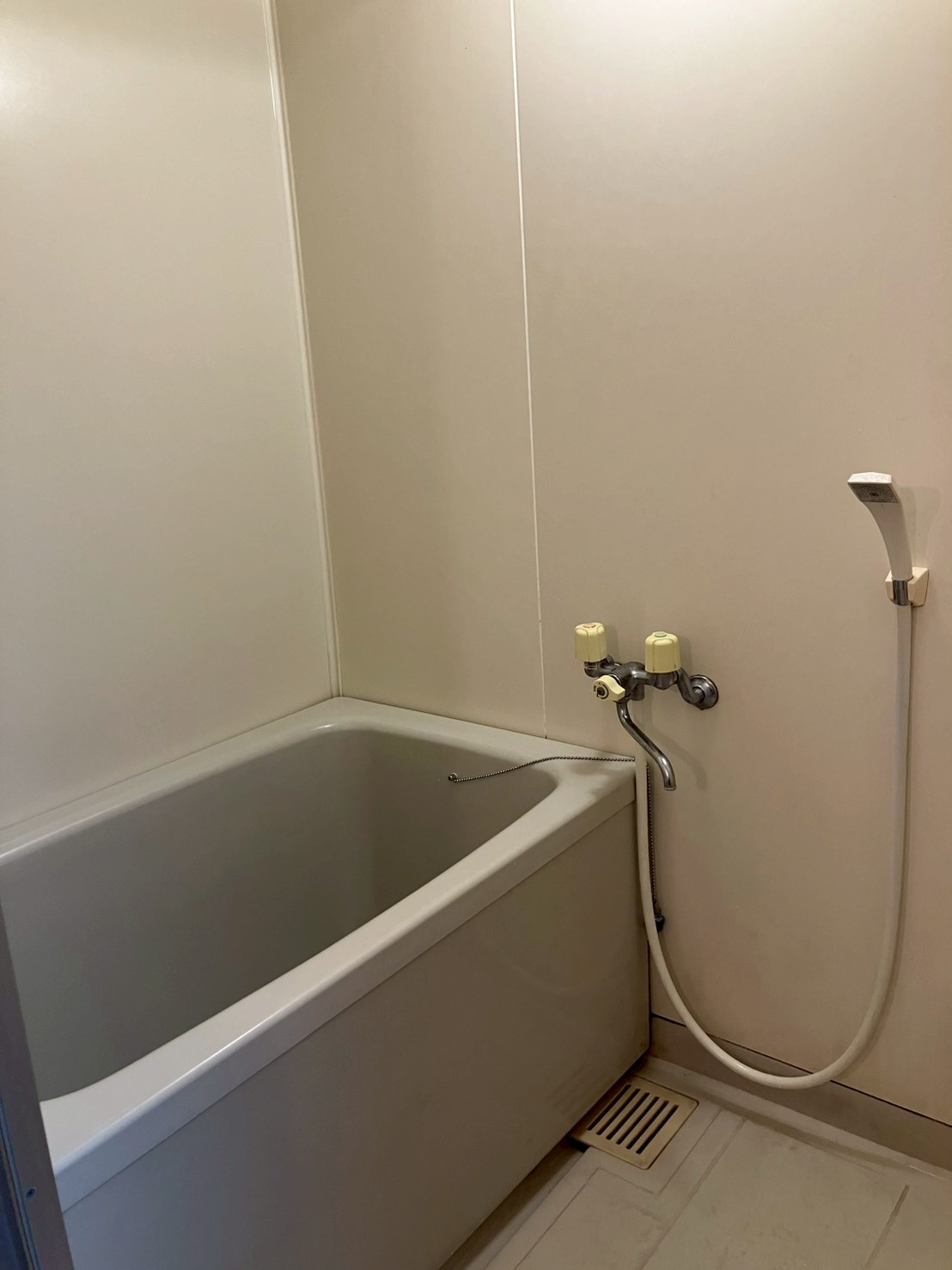 クリスタル水戸の浴室