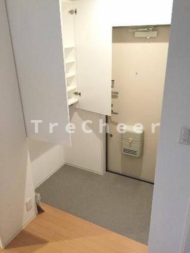 睡鴨荘(スイコウソウ）の玄関