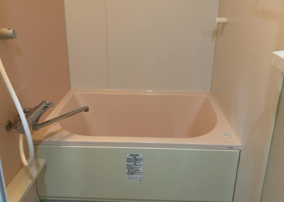 【浴室】 | ボヌールガーデン相模大野 | 入浴時の快適さも大事なことですが、綺麗な状態を維持できなければ気持ちよく入浴できません。毎日の掃除が楽という点は大事なポイントになります！カビが生えにくく掃除がしやすい、壁や浴槽を選ぶといいでしょう。