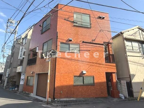 新井ハウスの外観