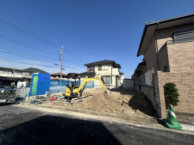 【前面道路含む現地写真】の画像