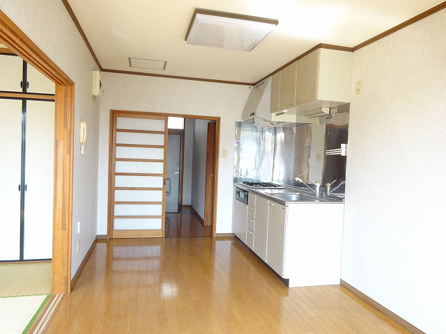 唐津市魚屋町のアパートのキッチン