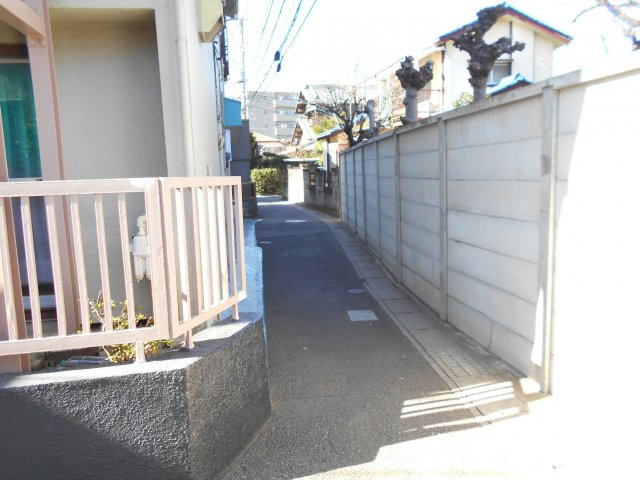 リバーハイツの周辺