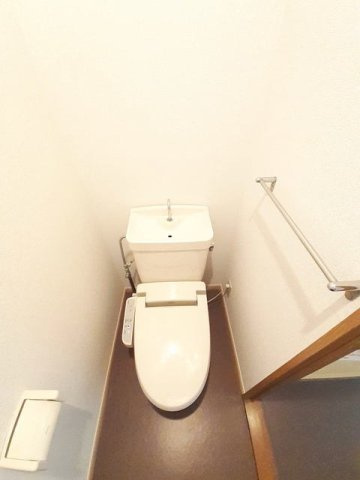 シェランジュのトイレ|ゆったりとした空間のトイレです