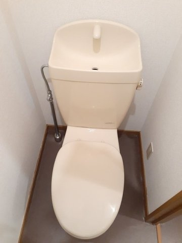 アルテールのトイレ|清潔感のあるトイレです