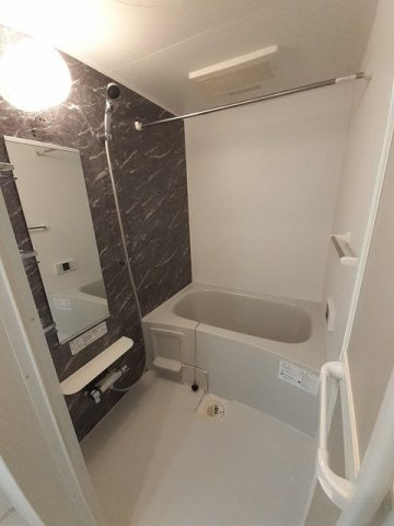 ピア・メゾンの浴室|お風呂です