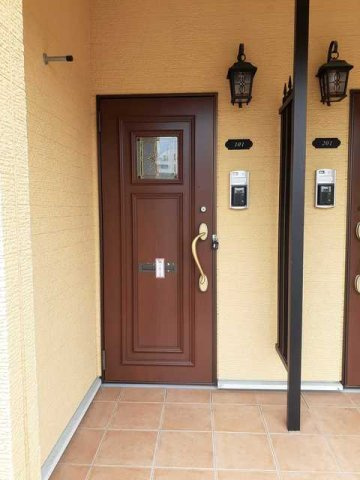 メゾン・ジェルメⅢのエントランス|清潔なエントランスです