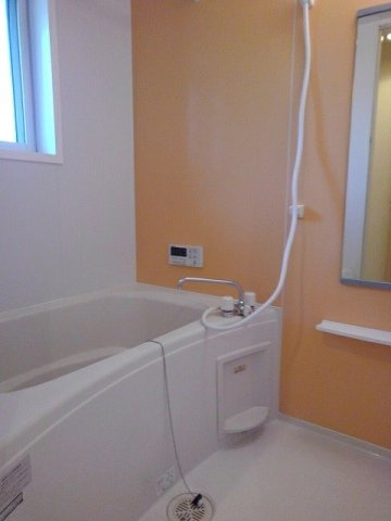 ＮｏｂｌｅＰｅａｃｈ弐番館の浴室|日々の暮らしに欠かせないお風呂です