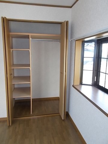 ボヌールⅡの収納|小物を収納するのに便利です