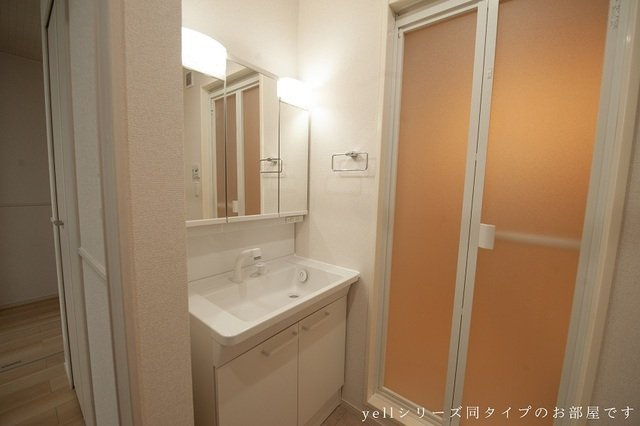 熊本市北区龍田９丁目のアパートの洗面所|コンパクトで使いやすい洗面所