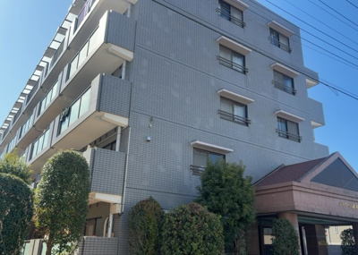 【構造・工法・仕様】 | シャローム橋本 | ＲＣ造、Reinforced Concreteは直訳すると補強されたコンクリートです。主に柱や梁・床・壁が鉄筋とコンクリートで構成おり、鉄筋を組んだ型枠にコンクリートを流し込んで固めたものを指します。