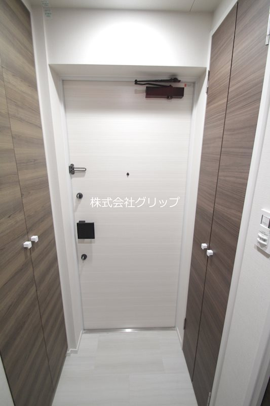 Le'a MARKS横濱参番館の玄関