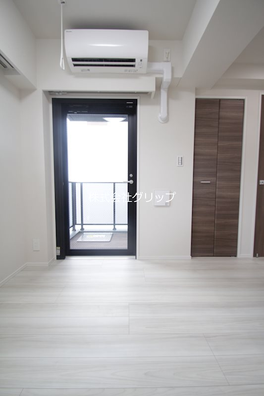 Le'a MARKS横濱参番館の居間・リビング