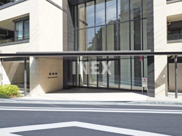 横浜市西区宮崎町の賃貸マンションのエントランス