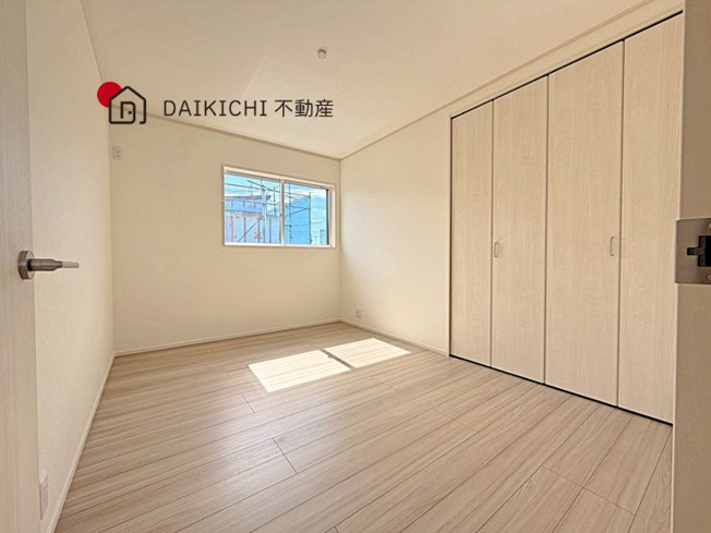 【洋室】 | 鴻巣市小松1丁目　新築戸建　全14棟　3号棟