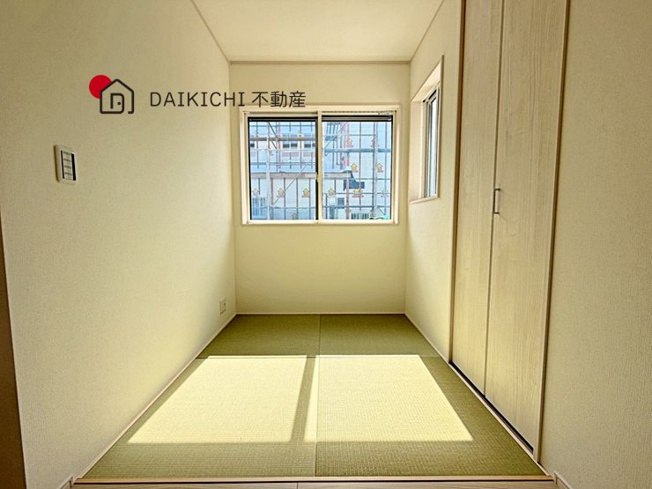 【玄関】 | 鴻巣市小松1丁目　新築戸建　全14棟　3号棟