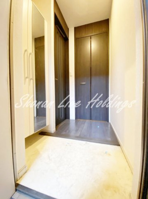 【玄関】 | マーガレットSEA | 姿見付き大型シューズボックス付き