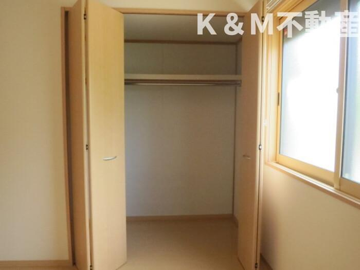 ウィルモア新松戸 A棟の収納|大きなものも収納できそうです