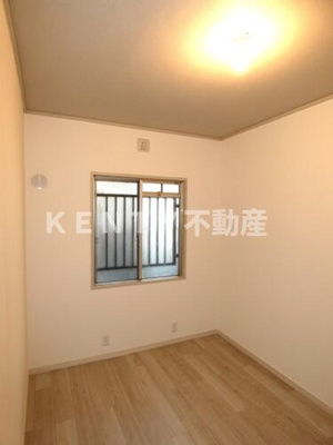 【洋室】 | 南六郷ハイツ | 落ち着いた色調の洋室です