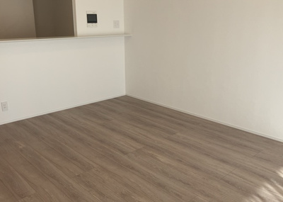 【ダイニング】 | セントレー相武台 | ダイニングは、食事や家族の団らんスペースとしてだけではなく、ほかの用途としても使用することができます。ダイニングテーブルを置き、食事のためのスペースを作ることでリビングとの差別化を図ることができます。