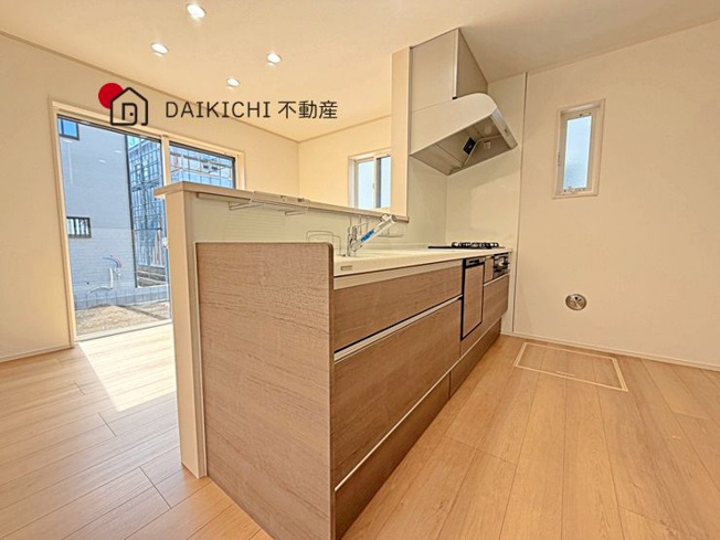 【キッチン】 | 鴻巣市小松1丁目　新築戸建　全14棟　4号棟