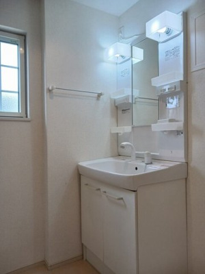 【洗面所】 | ベルーチェ | ゆったりとスペースのある洗面所