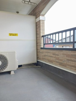 【バルコニー】 | ベルーチェ | お洗濯にも便利なバルコニー付き