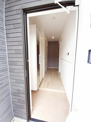 【玄関】 | ファミール　さくら | きれいな玄関です