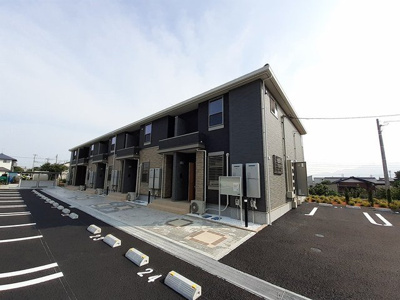 【外観】 | ファミール　さくら | 外観は落ち着いています